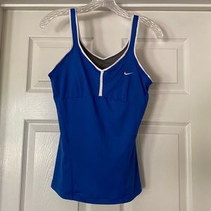 🎾🏓BLUE NIKE TENNIS TANK TOP W/ BUILT IN BRA🎾🏓